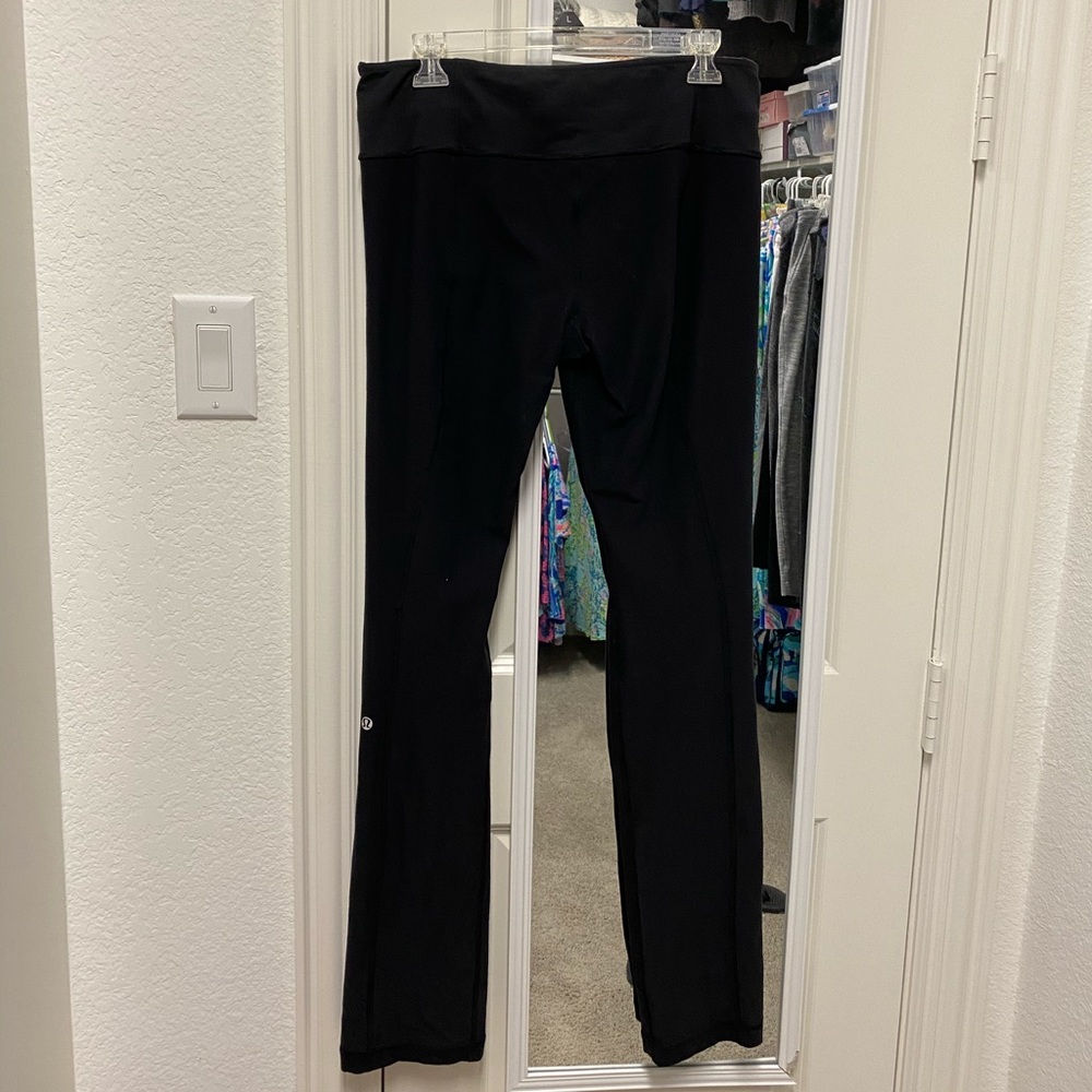 CLASSIC BLACK LULU LEMON LEGGINGS